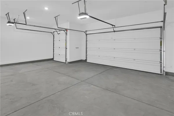 a view of a garage