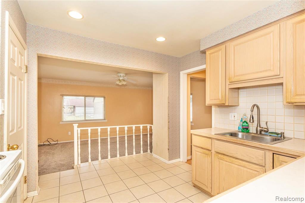 1822 Highview Street Dearborn, MI 48128 - Photo 14 of 30