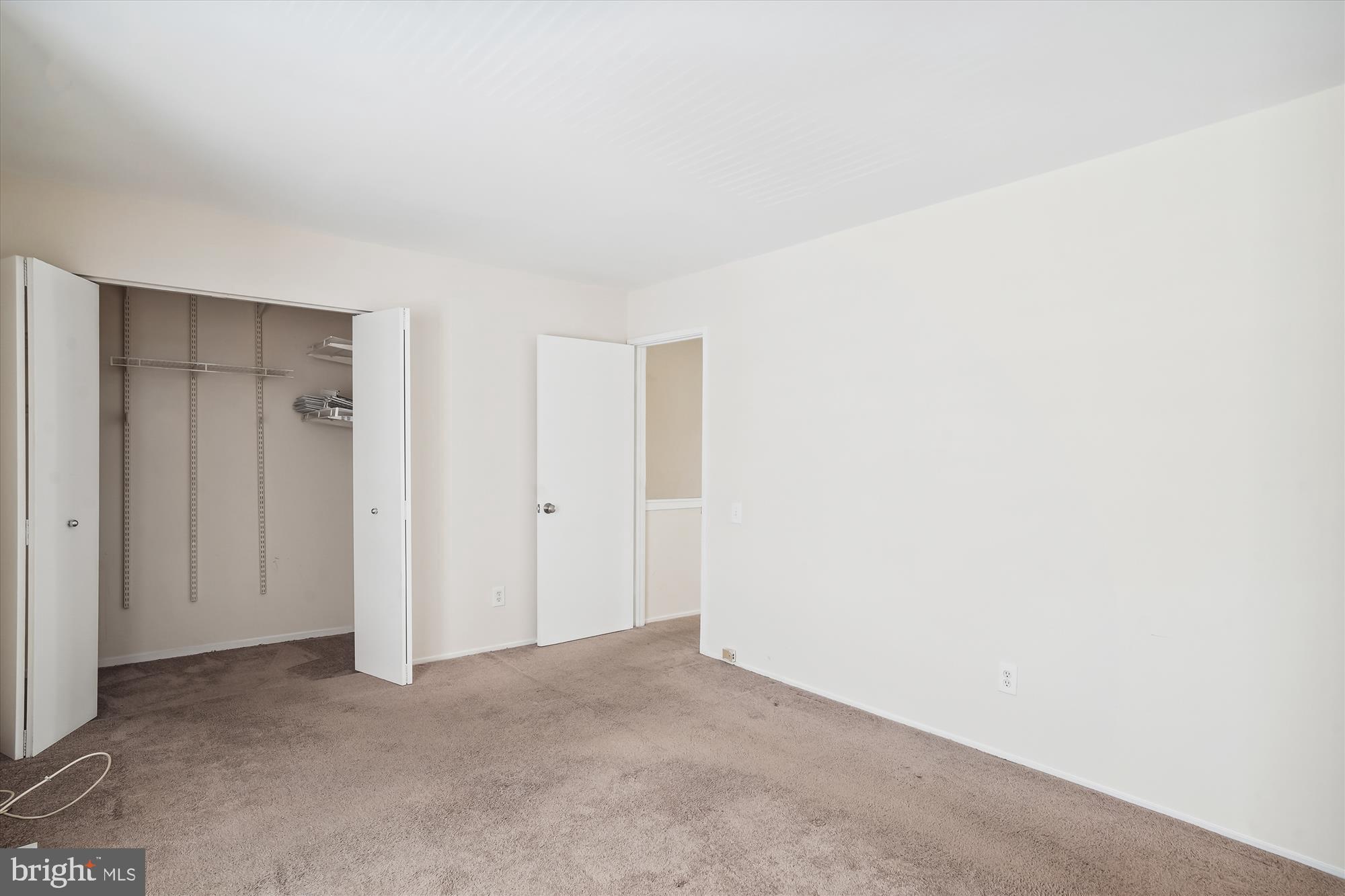 19449 Transhire Road Montgomery Village, MD 20886 - Photo 16 of 29 Primary Bedroom