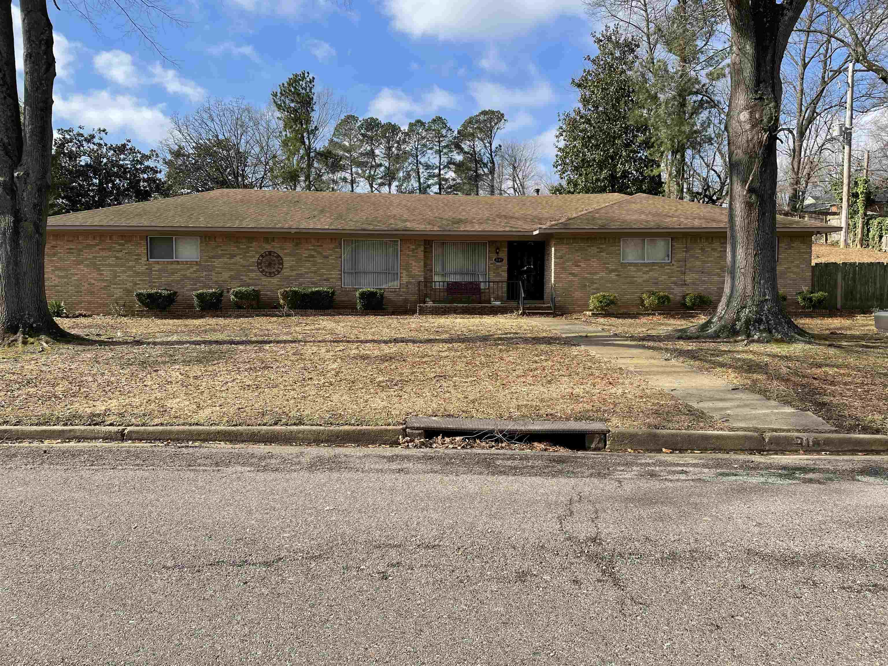 3181 Canisbay Road Memphis, TN 38128 - Photo 1 of 8 Gallery Image 1