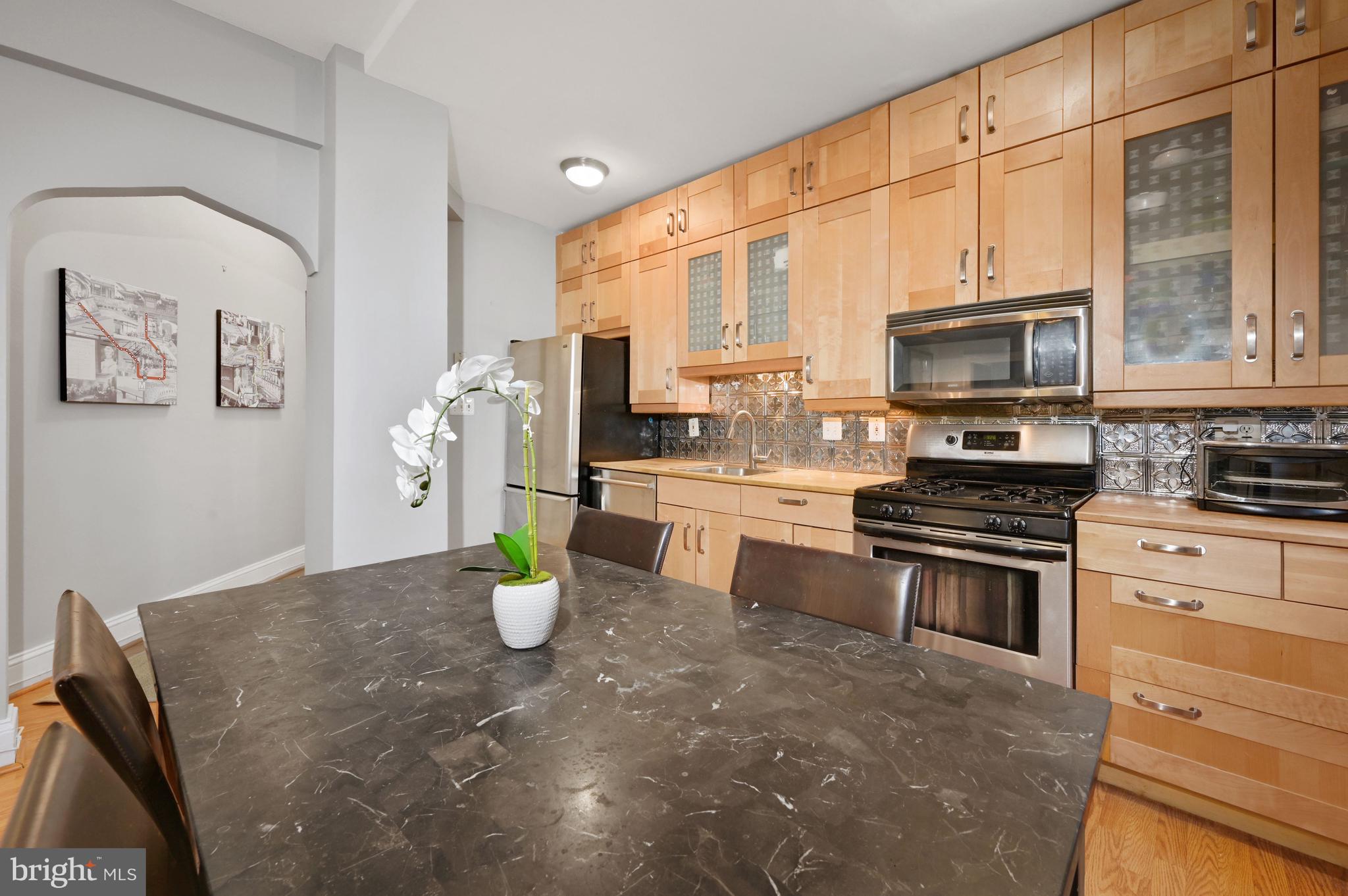 2707 Adams Mill Road Northwest, Unit 105 Washington, DC 20009 - Photo 12 of 29