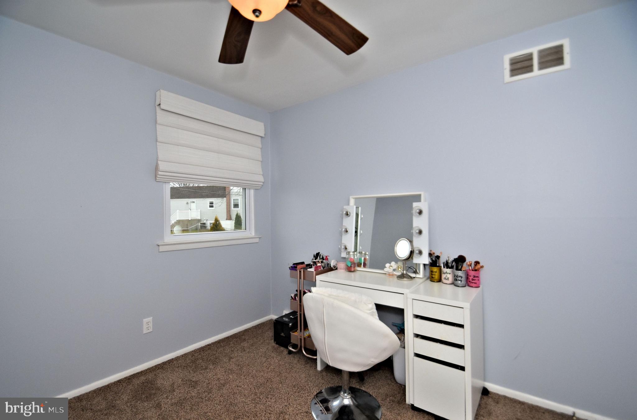 441 Densmore Road Philadelphia, PA 19116 - Photo 13 of 26 Gallery Image 13