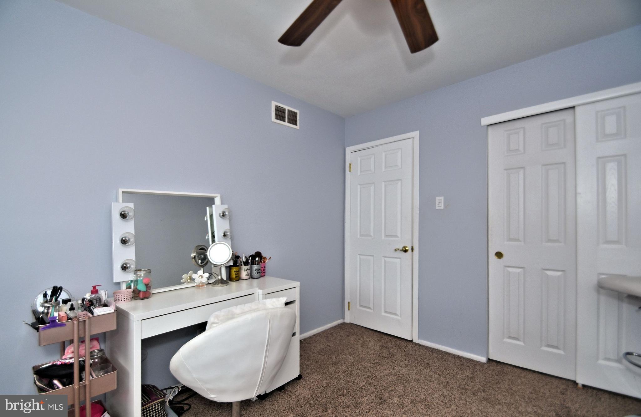 441 Densmore Road Philadelphia, PA 19116 - Photo 14 of 26 Gallery Image 14