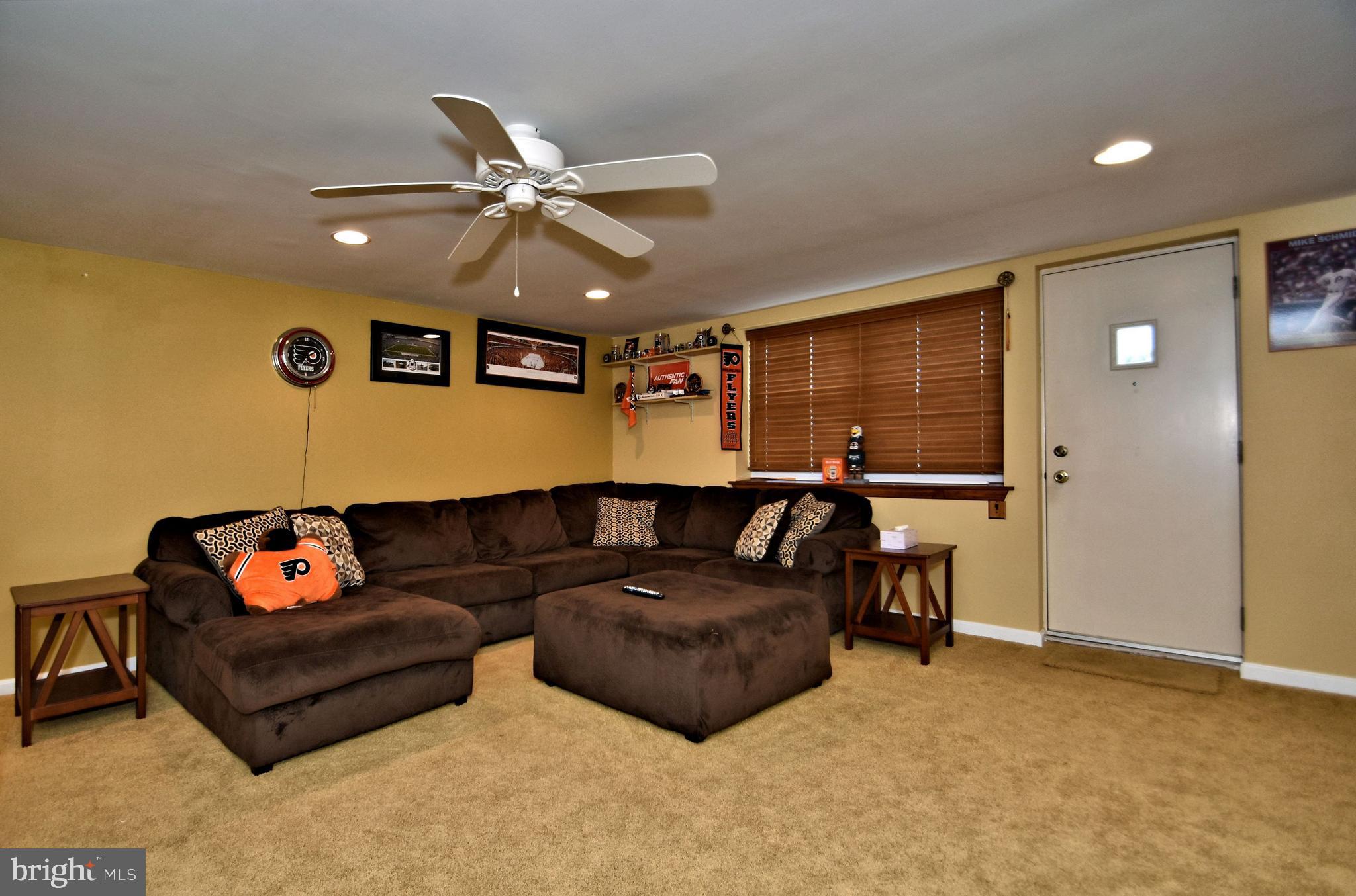 441 Densmore Road Philadelphia, PA 19116 - Photo 19 of 26 Gallery Image 19