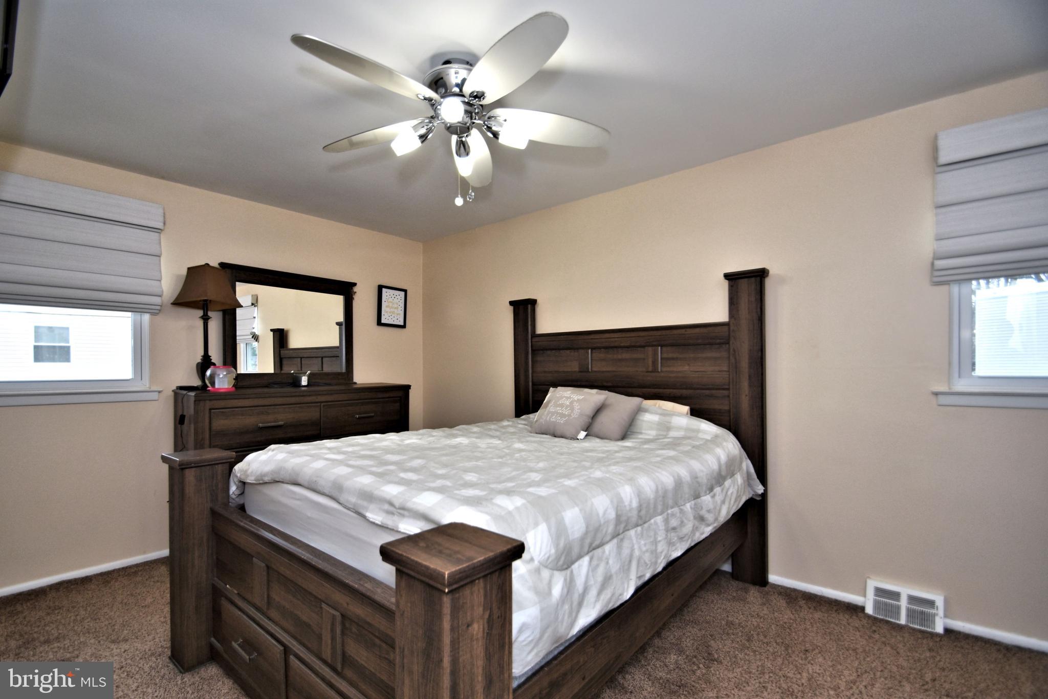 441 Densmore Road Philadelphia, PA 19116 - Photo 10 of 26 Gallery Image 10