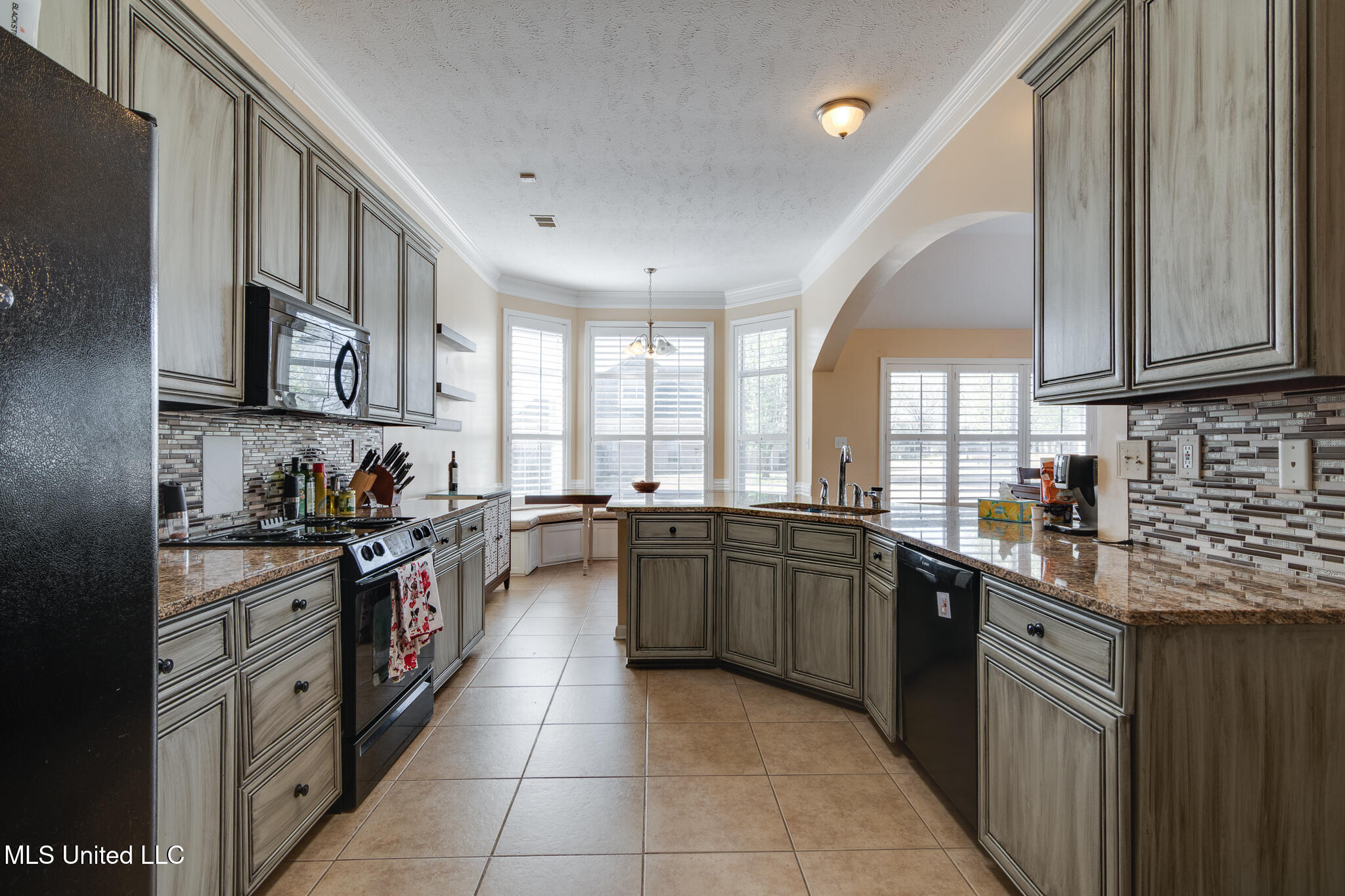 7480 Davidson Road Olive Branch, MS 38654 - Photo 11 of 60 kitchen