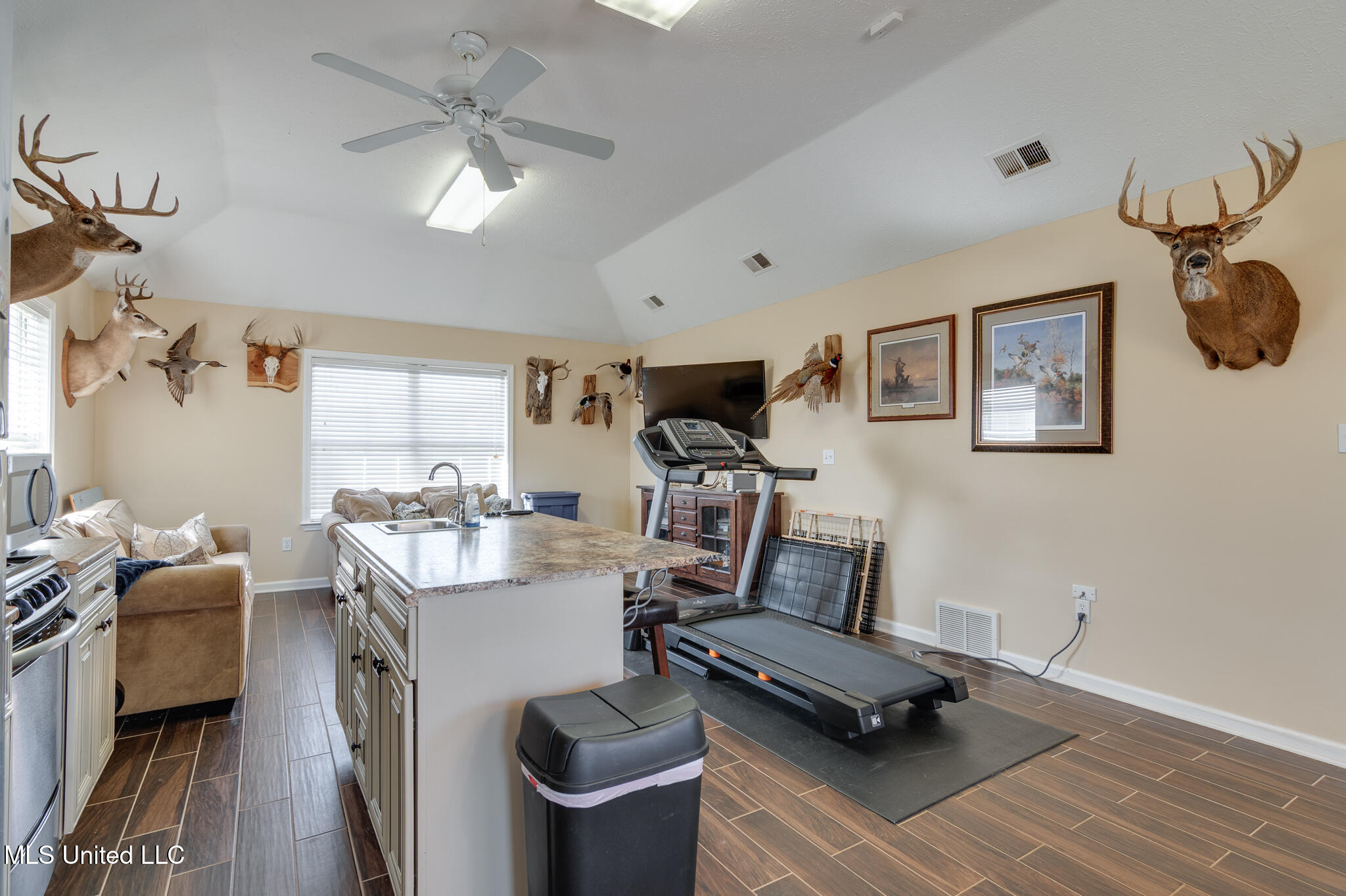 7480 Davidson Road Olive Branch, MS 38654 - Photo 40 of 60 inlaw suite