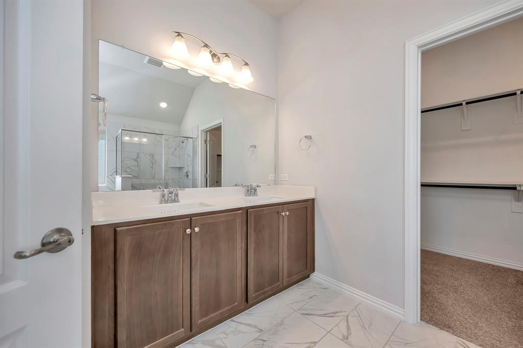 1104 Superbloom Avenue Justin, TX 76247 - Photo 13 of 34