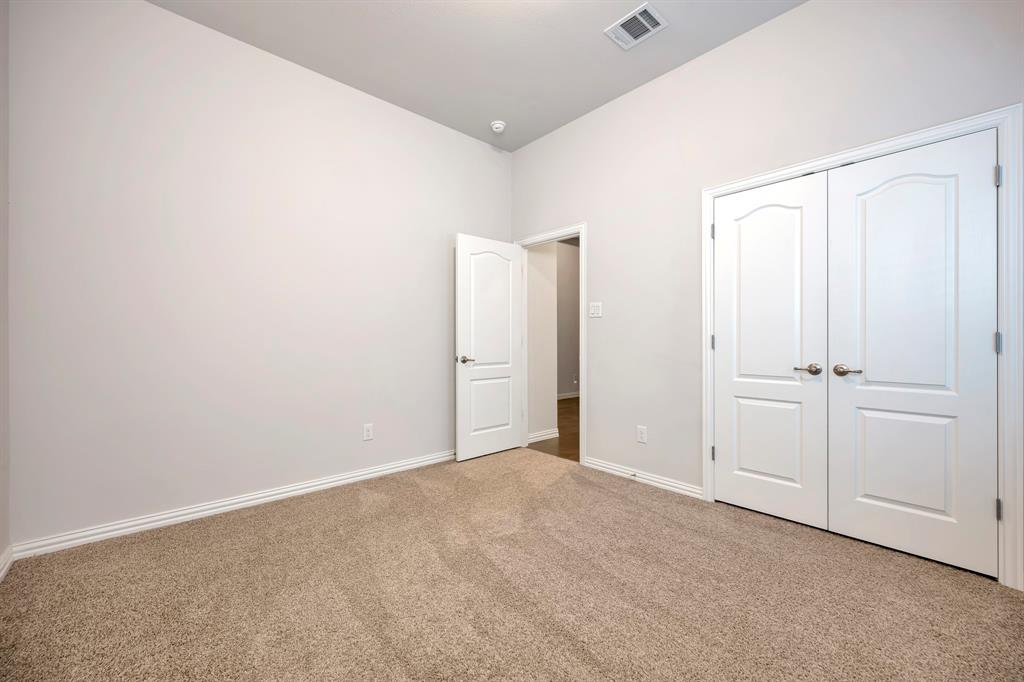 1104 Superbloom Avenue Justin, TX 76247 - Photo 22 of 34