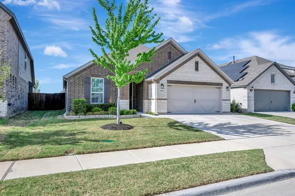$3,150 | 1104 Superbloom Avenue, Justin, TX 76247