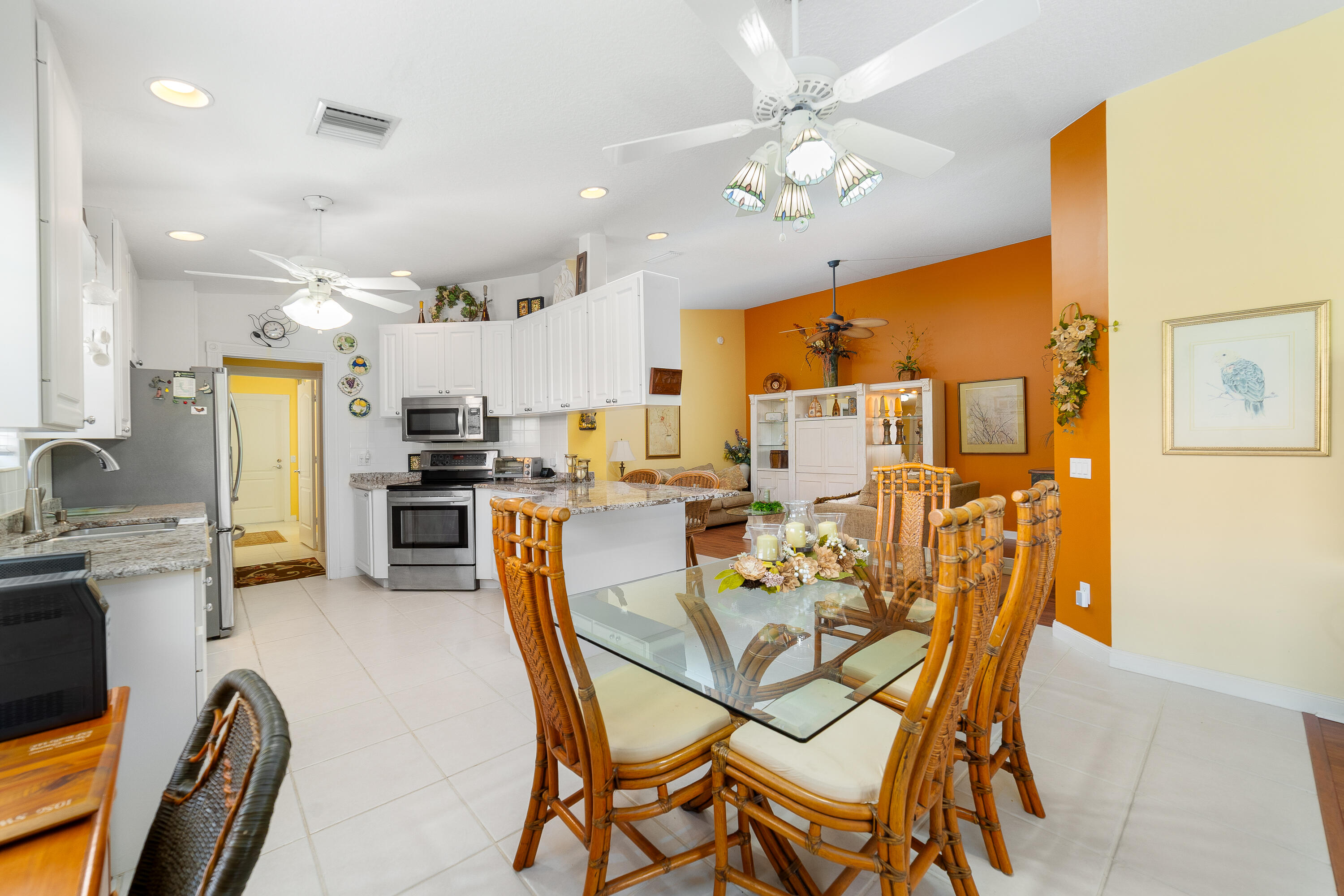 1056 Southwest Balmoral Trace Stuart, FL 34997 - Photo 5 of 32 _DSC4825