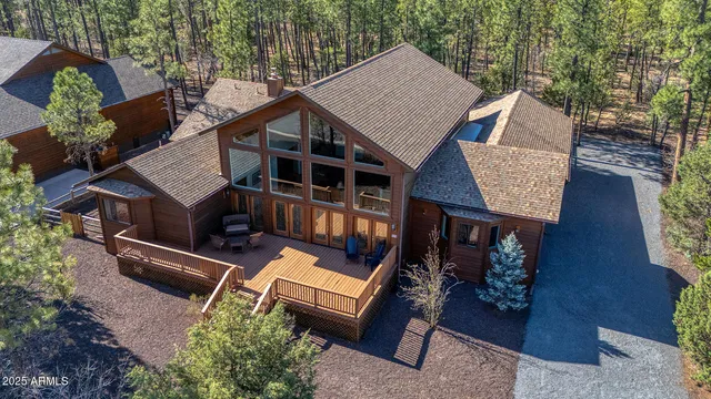 $695,000 | 575 Redwood Lane, Pinetop, AZ 85935