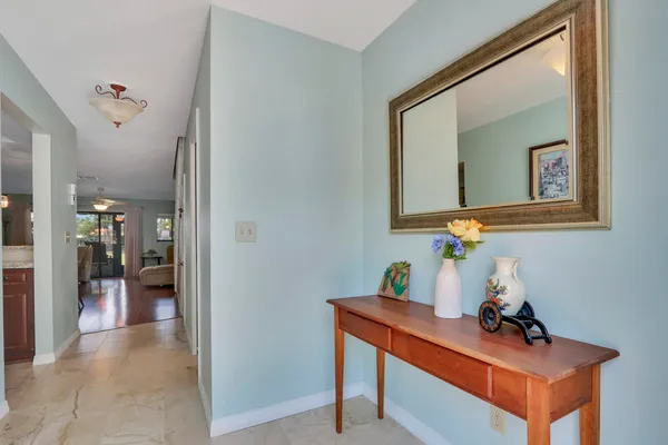 $280,000 | 6148 Southeast Georgetown Place, Unit 805, Hobe Sound, FL 33455