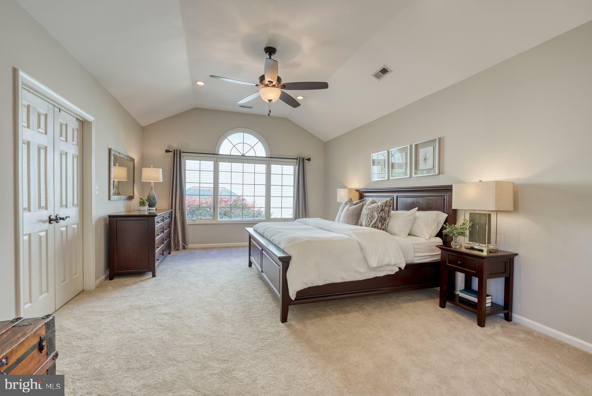 1311 Gatesmeadow Way Reston, VA 20194 - Photo 19 of 52