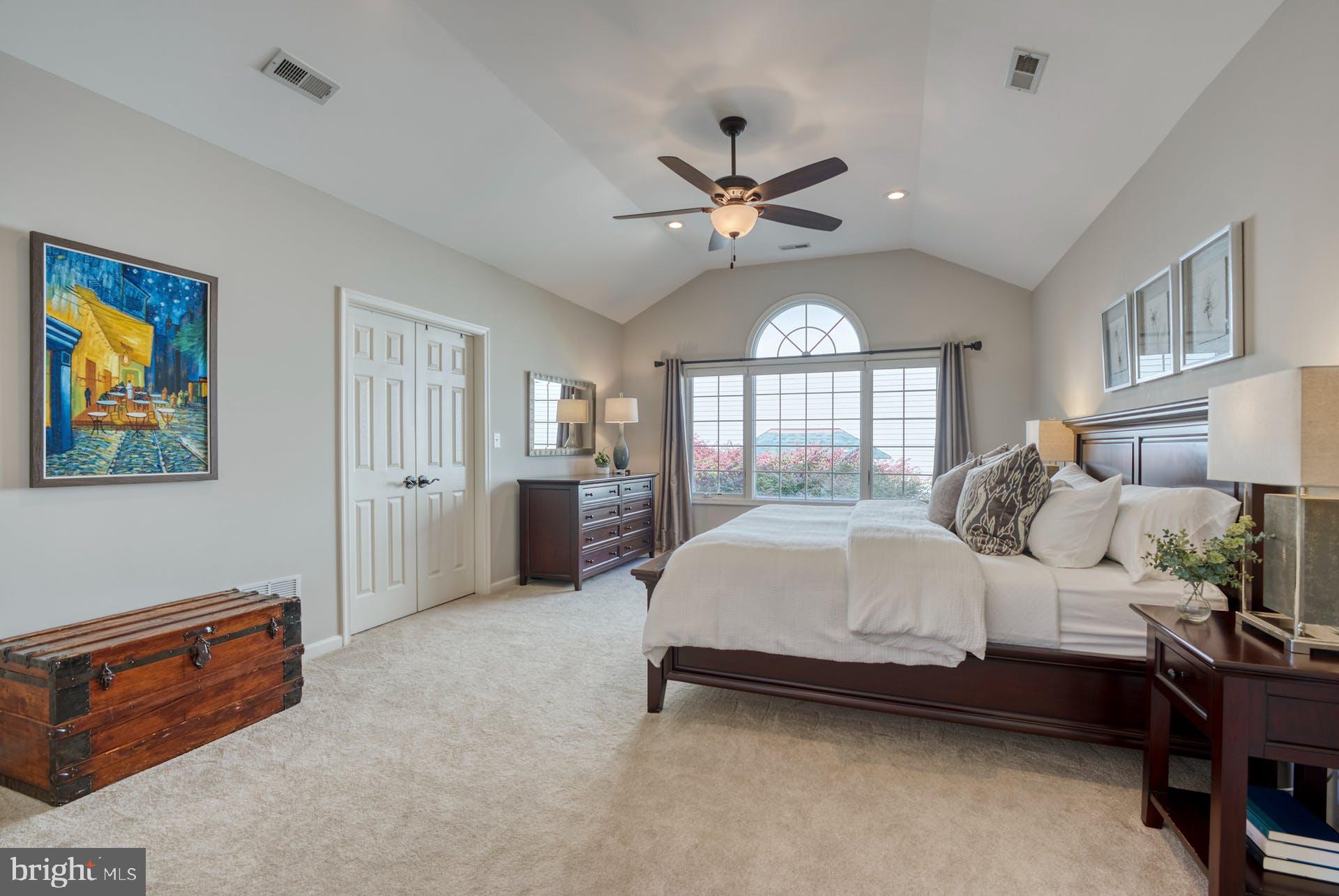 1311 Gatesmeadow Way Reston, VA 20194 - Photo 20 of 52