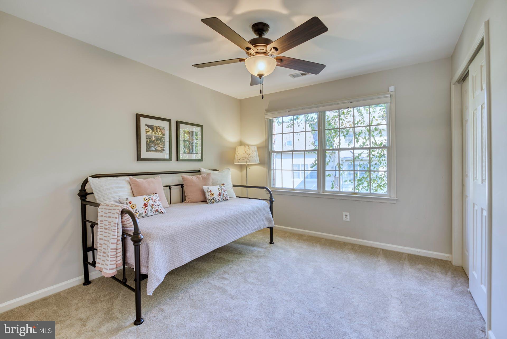 1311 Gatesmeadow Way Reston, VA 20194 - Photo 27 of 52