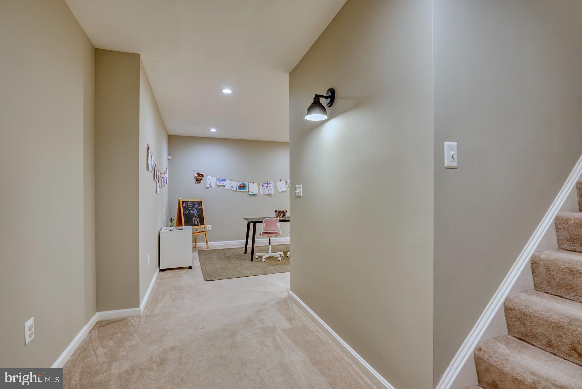 1311 Gatesmeadow Way Reston, VA 20194 - Photo 39 of 52