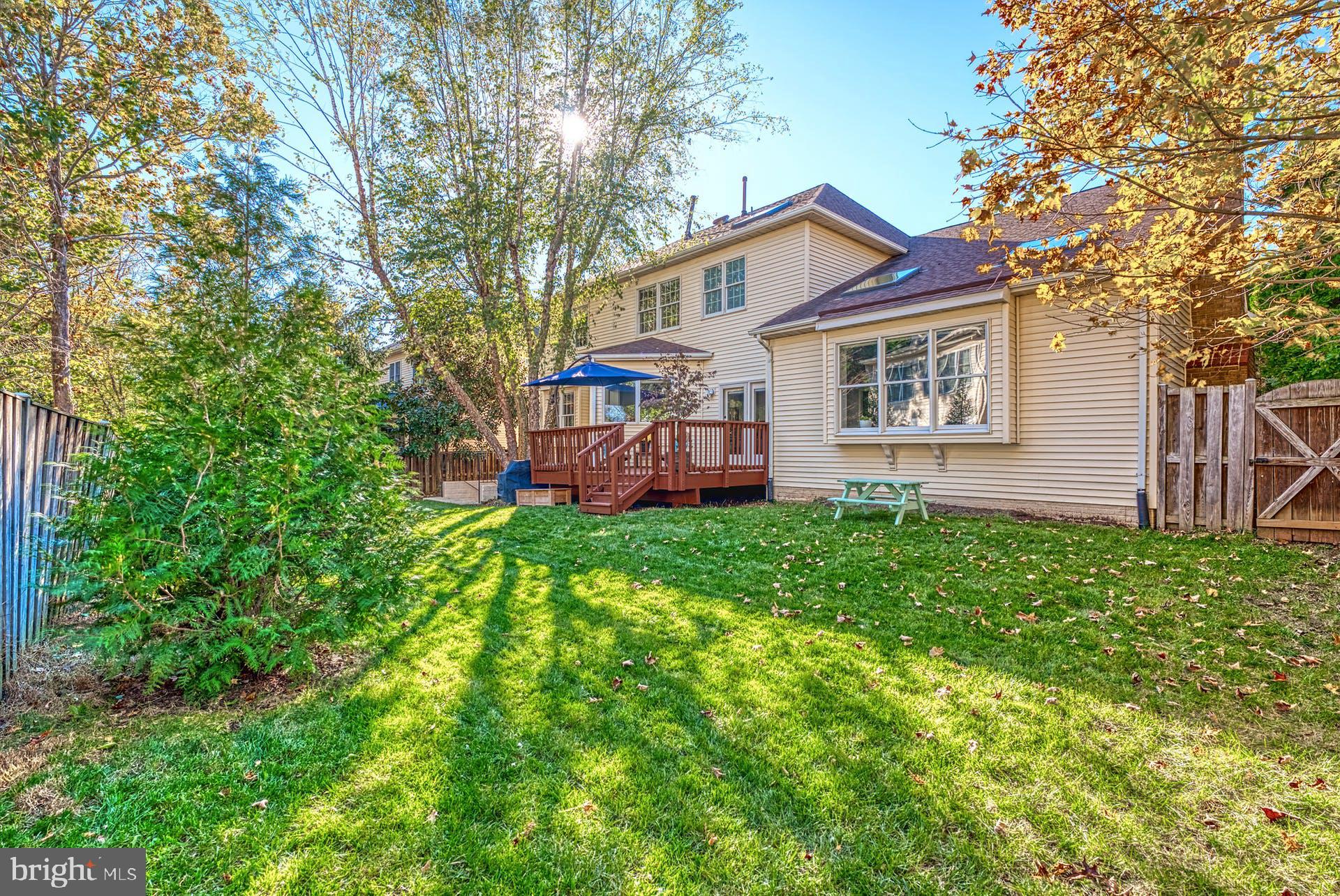 1311 Gatesmeadow Way Reston, VA 20194 - Photo 41 of 52