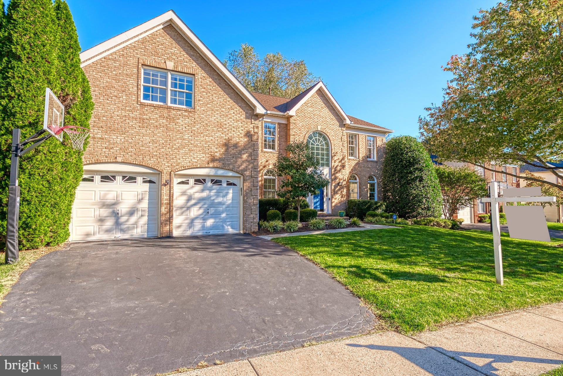 1311 Gatesmeadow Way Reston, VA 20194 - Photo 49 of 52