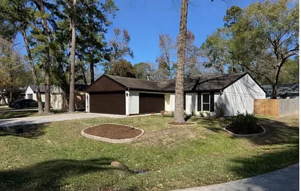 $2,500 | 1 Redberry Court, The Woodlands, TX 77381
