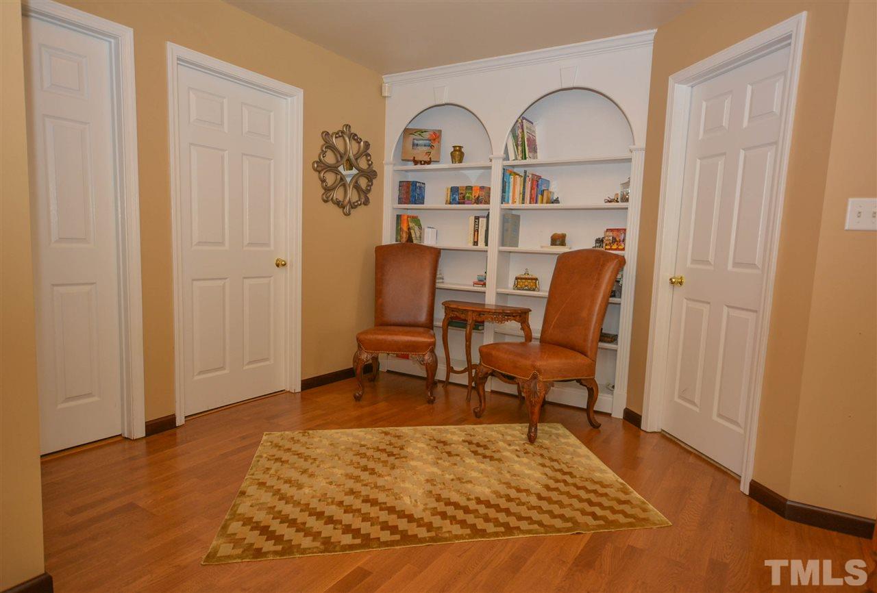8502 Pillar Gate Lane Raleigh, NC 27613 - Photo 20 of 22 a view of a livingroom with furniture and window