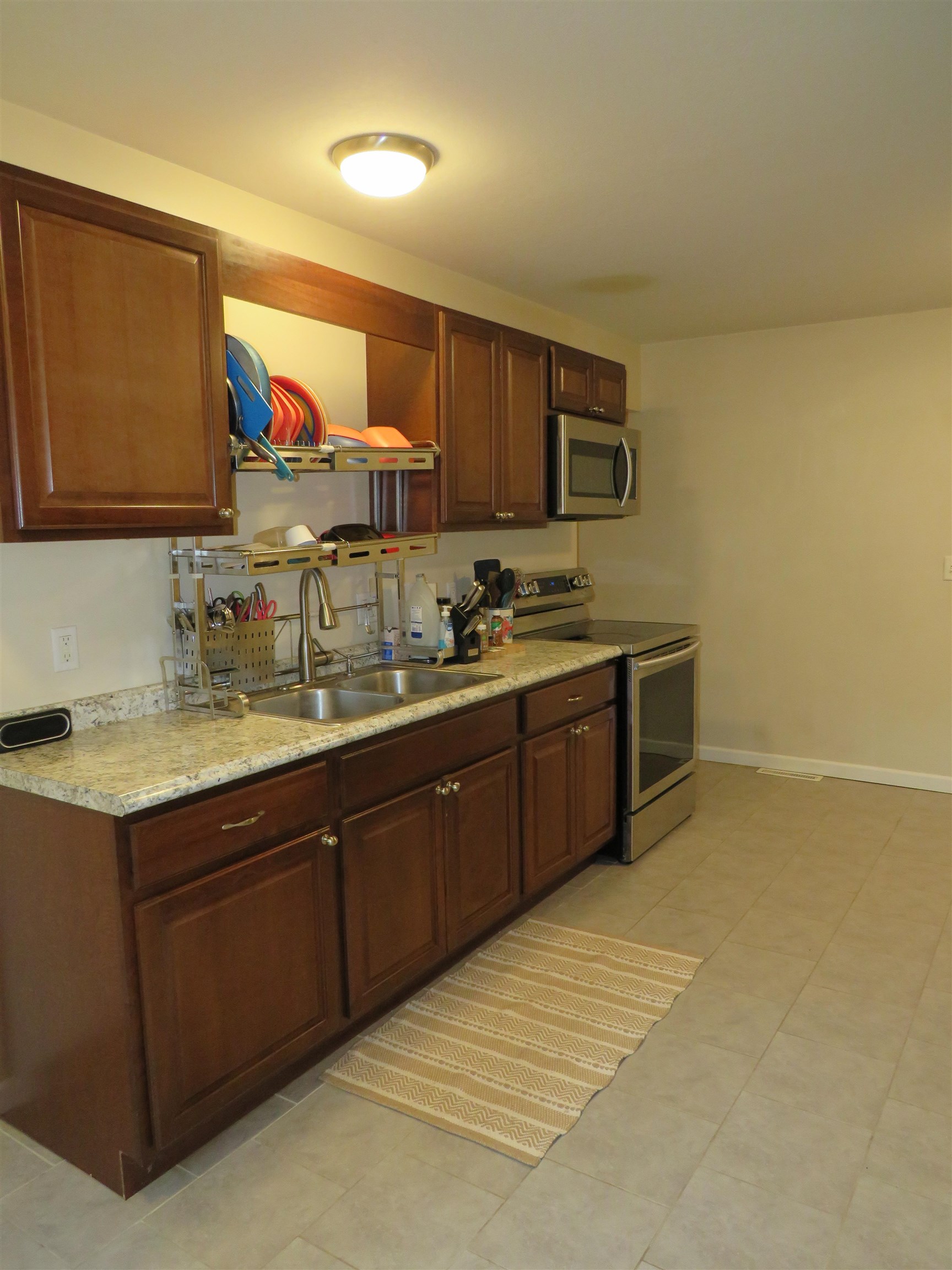 219 Fulton Avenue Rochester, IN 46975 - Photo 8 of 27