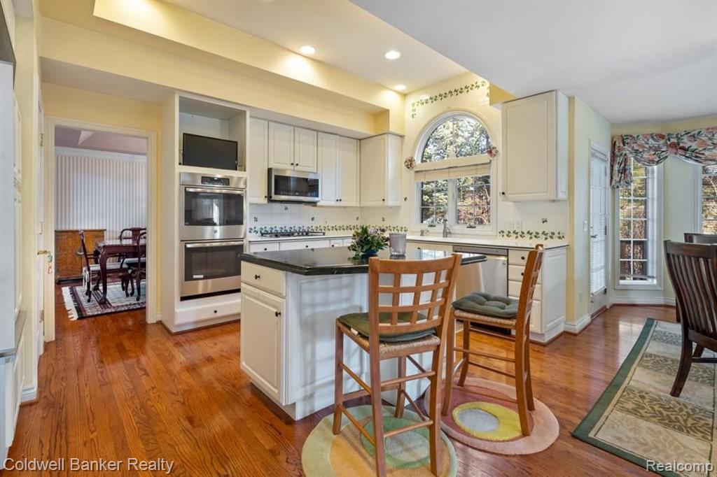 3472 Summit Ridge Drive Rochester Hills, MI 48306 - Photo 12 of 43