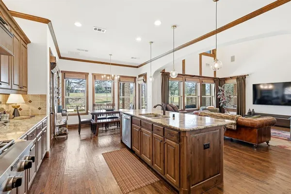 $979,500 | 9741 Blanco Drive, Lantana, TX 76226