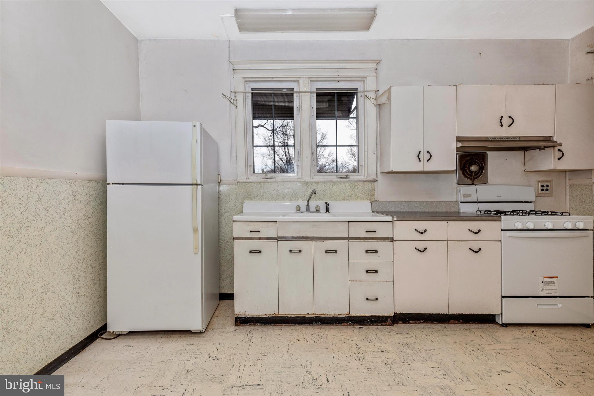 51 Waverly Road Havertown, PA 19083 - Photo 20 of 61 Kitchen