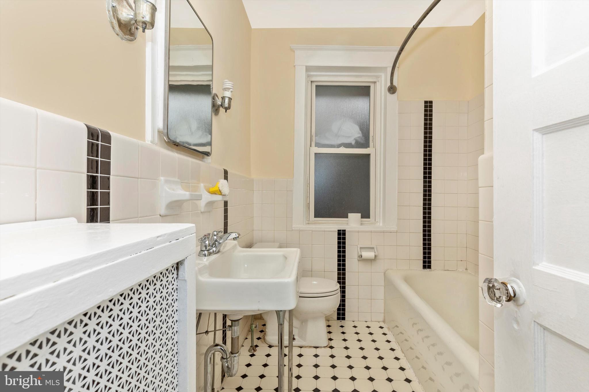 51 Waverly Road Havertown, PA 19083 - Photo 41 of 61 Bathroom