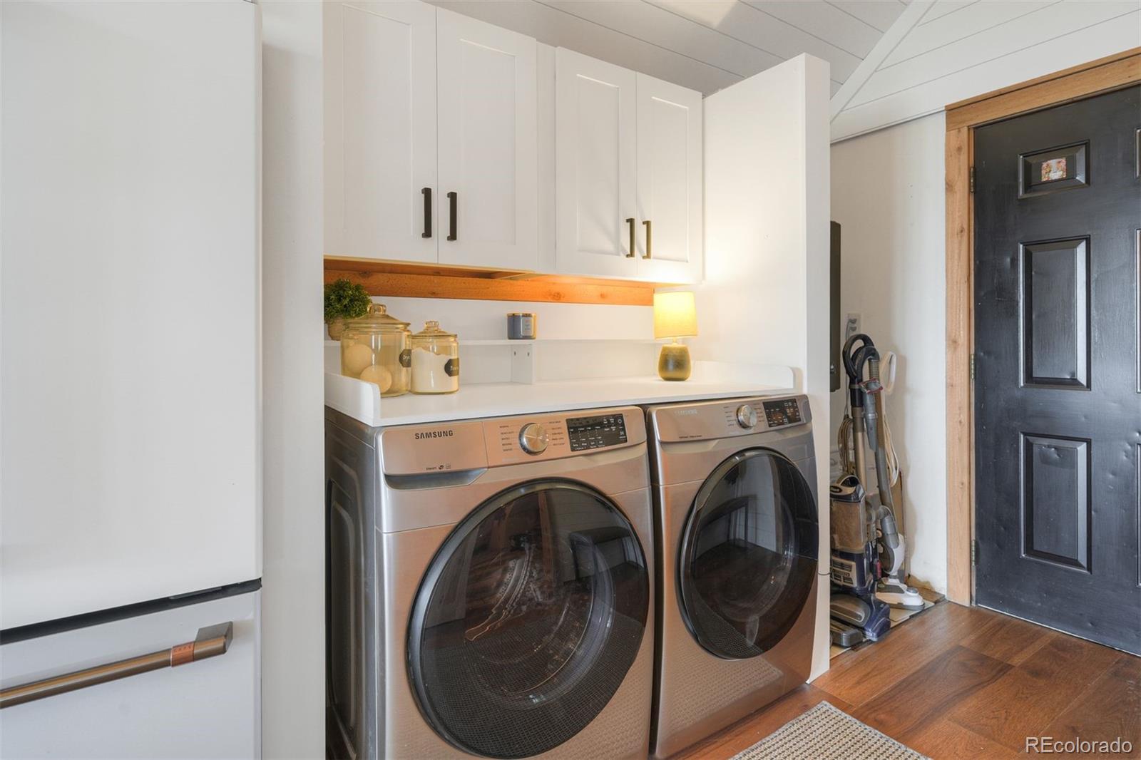 630 Reva Ridge Road Twin Lakes, CO 81251 - Photo 14 of 40 a utility room with dryer and washer