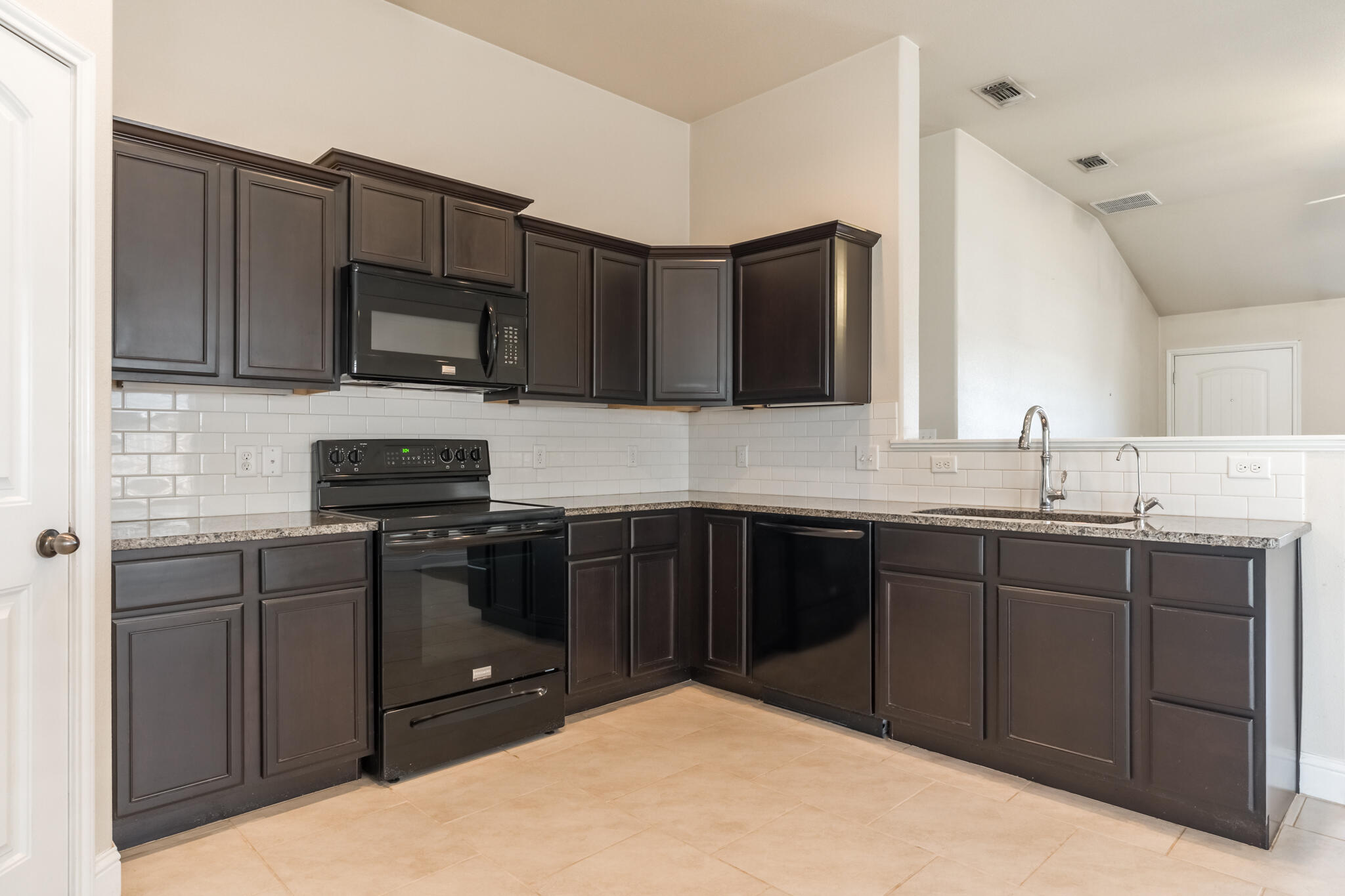 5603 112th Street Lubbock, TX 79424 - Photo 13 of 34 DSC05212-HDR