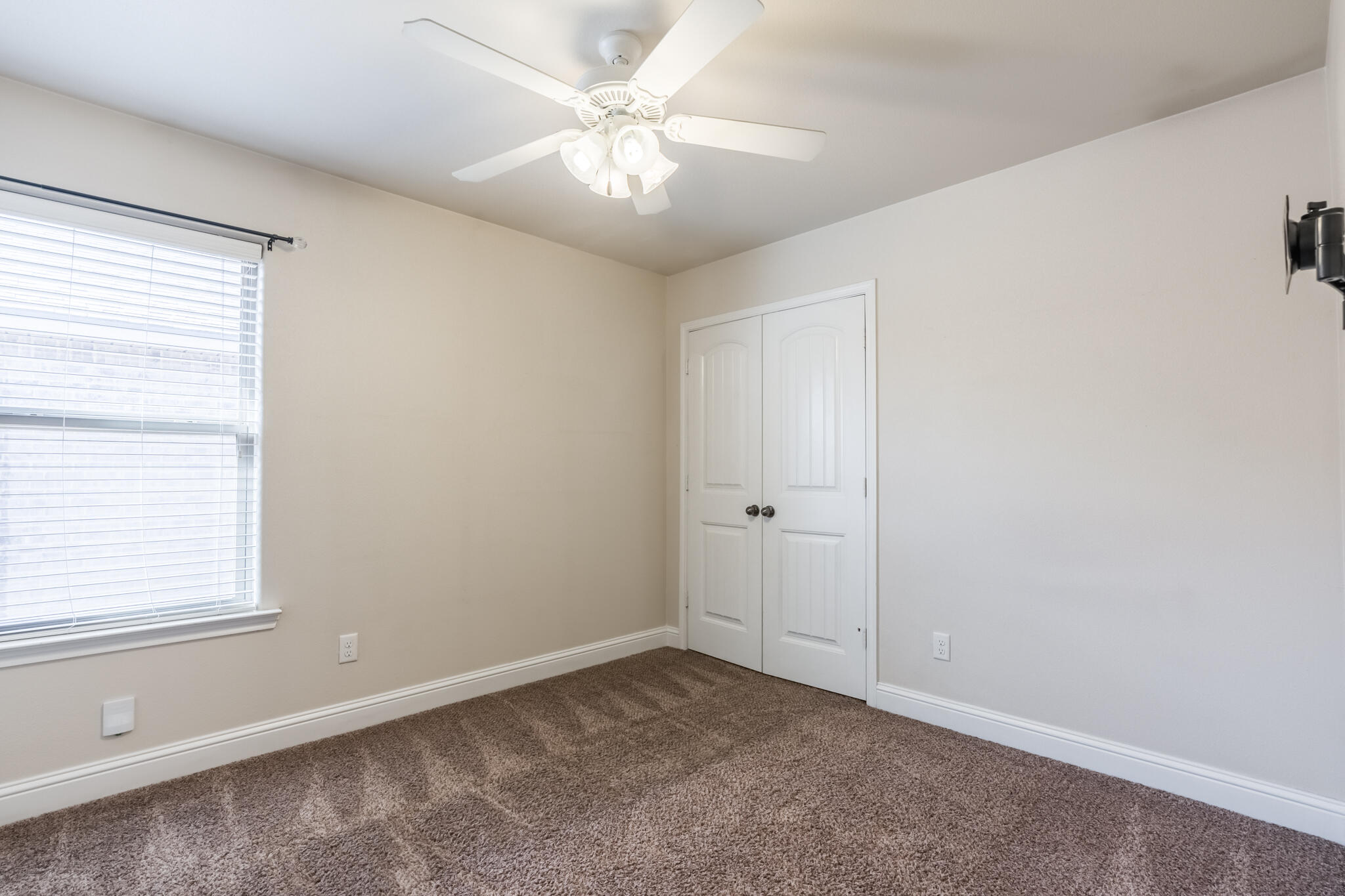 5603 112th Street Lubbock, TX 79424 - Photo 25 of 34 DSC05251-HDR