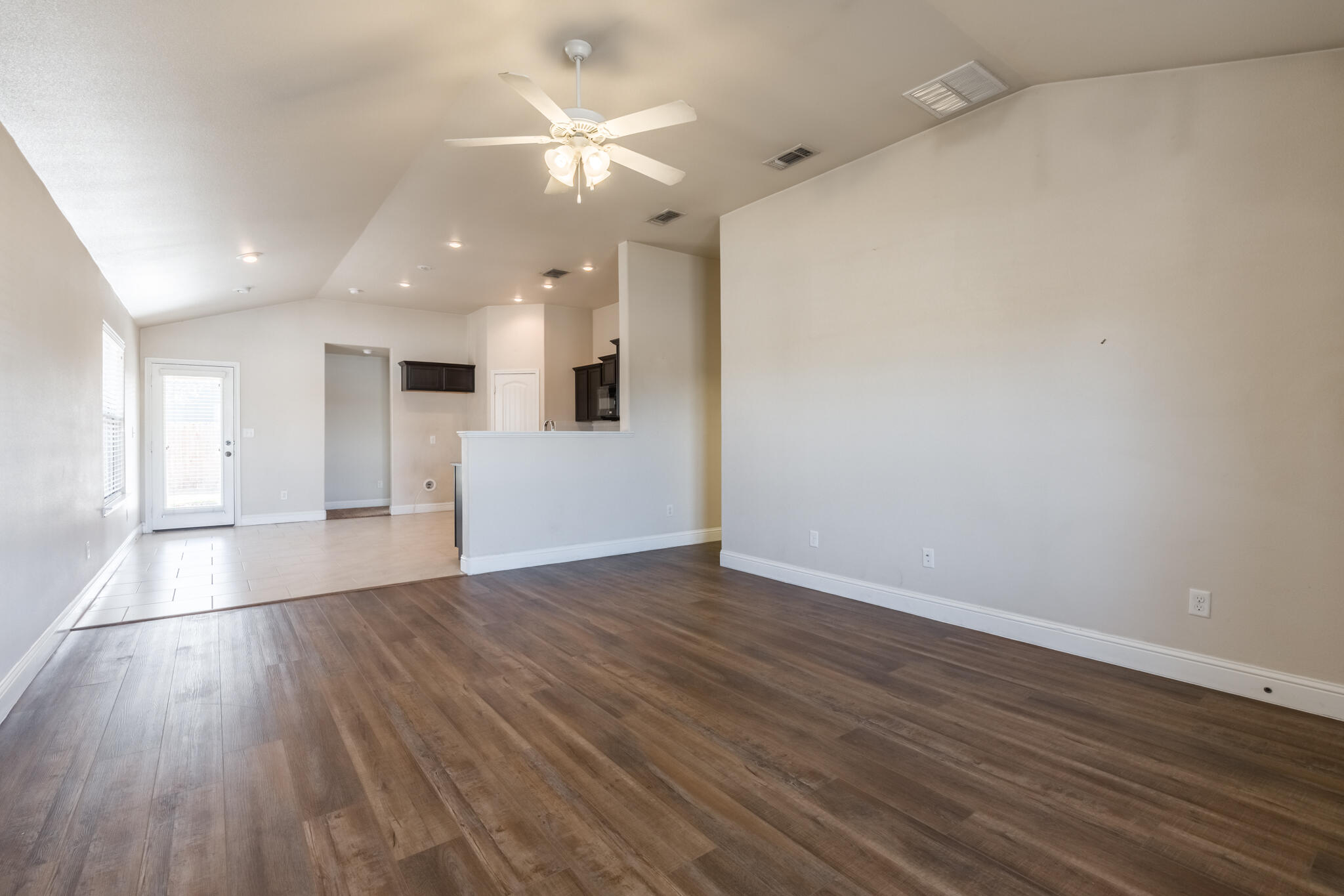 5603 112th Street Lubbock, TX 79424 - Photo 6 of 34 DSC05191-HDR