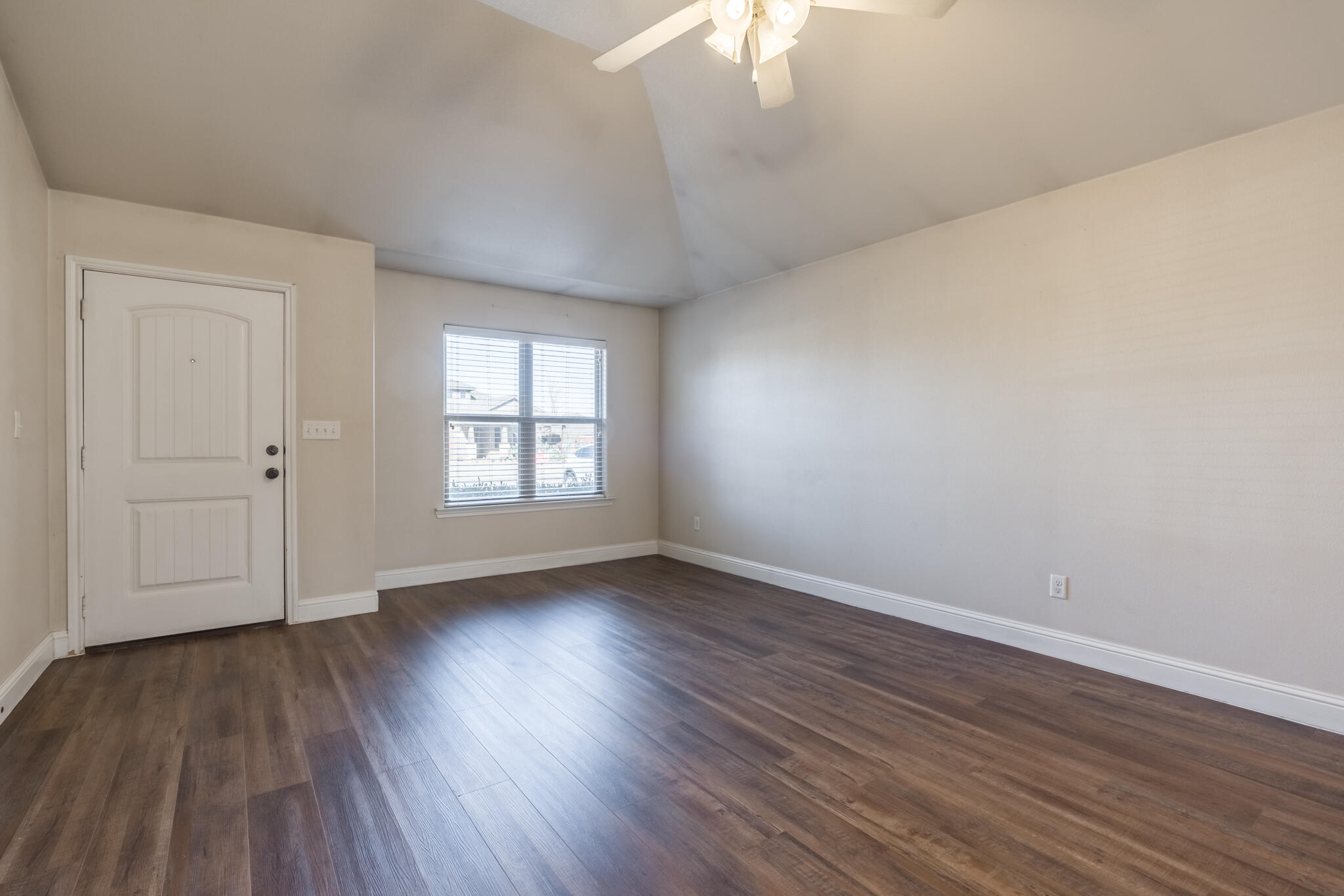 5603 112th Street Lubbock, TX 79424 - Photo 9 of 34 DSC05200-HDR