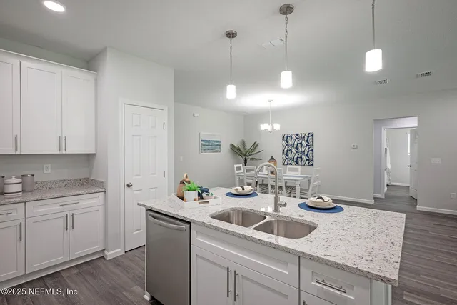 $399,900 | 8846 Bellrose Avenue, Jacksonville, FL 32222