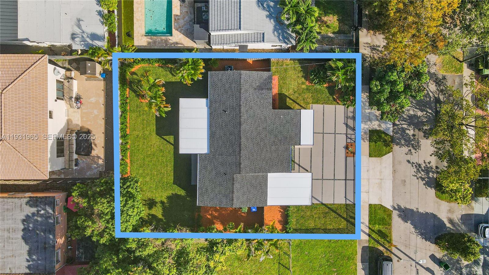 4555 Southwest 2nd Street Miami, FL 33134 - Photo 37 of 37