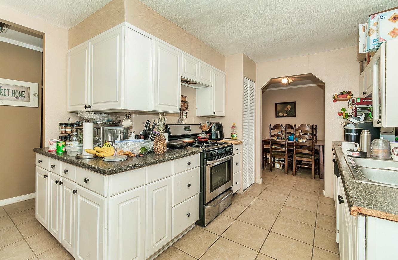 40696 Oakwood Road Madera, CA 93636 - Photo 16 of 61 Gallery Image 16