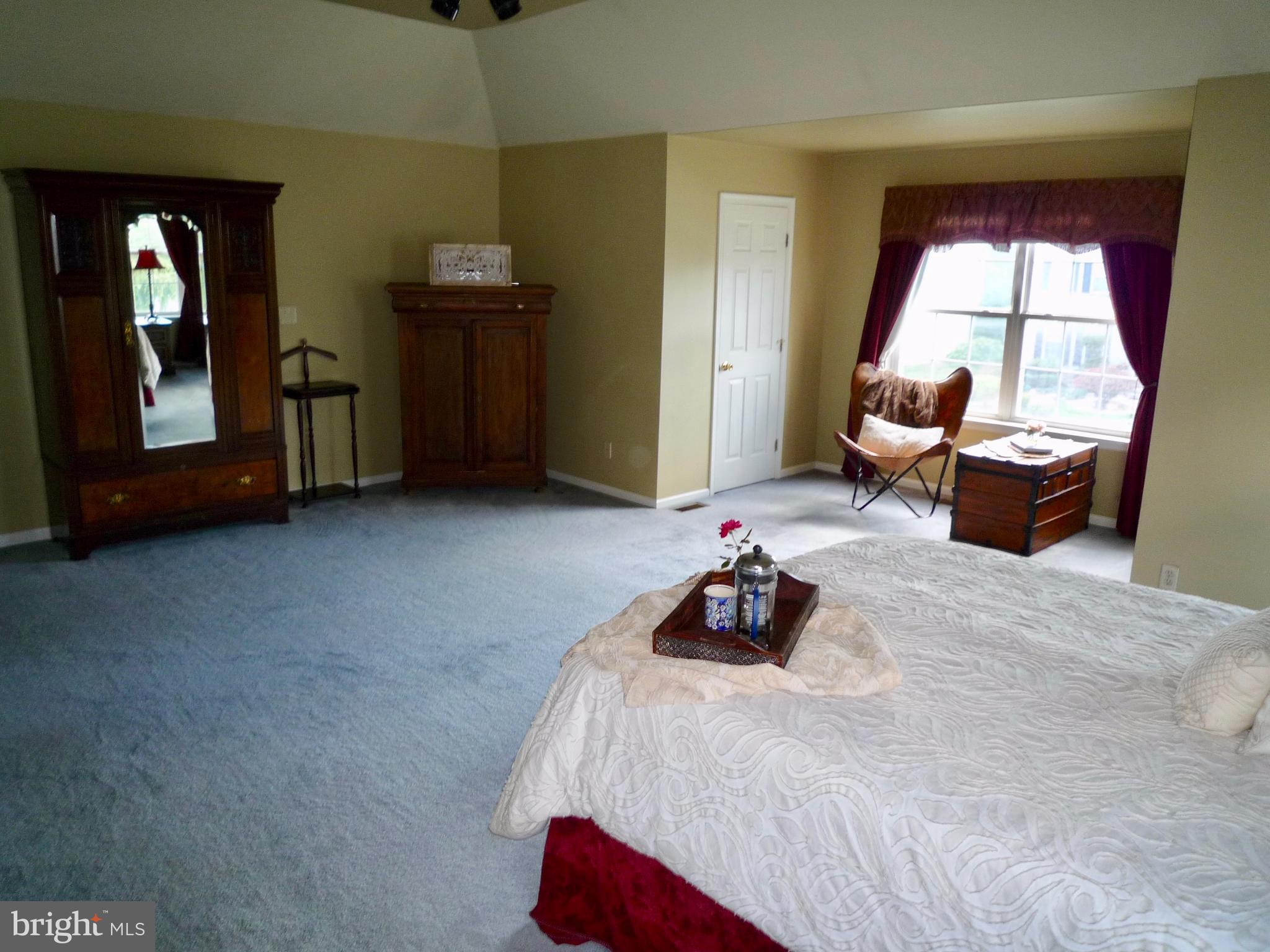 58 Montague Road Newark, DE 19713 - Photo 52 of 88 Master Bedroom w/ Sitting Area View