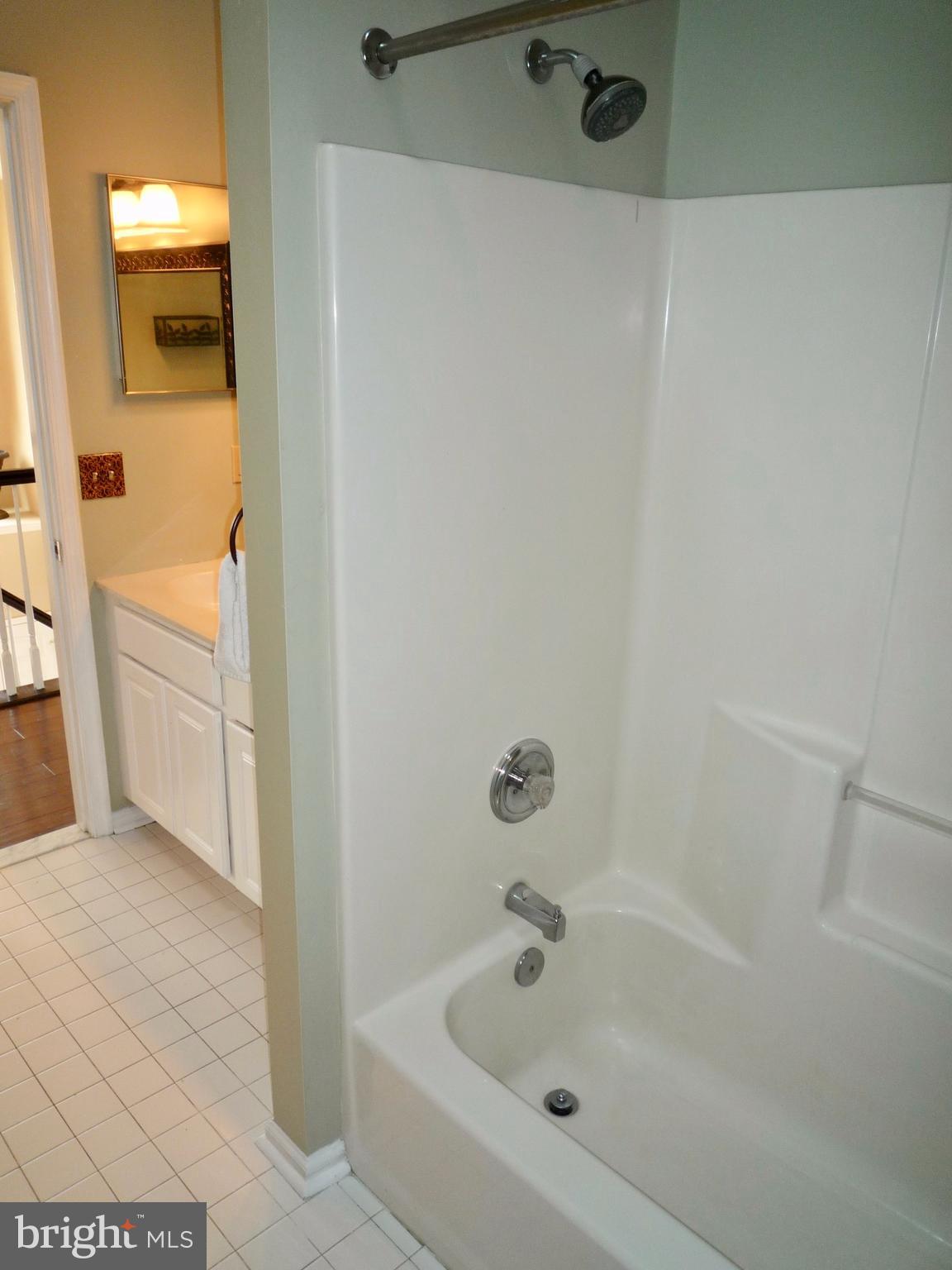 58 Montague Road Newark, DE 19713 - Photo 75 of 88 Full Bath 2nd Floor
