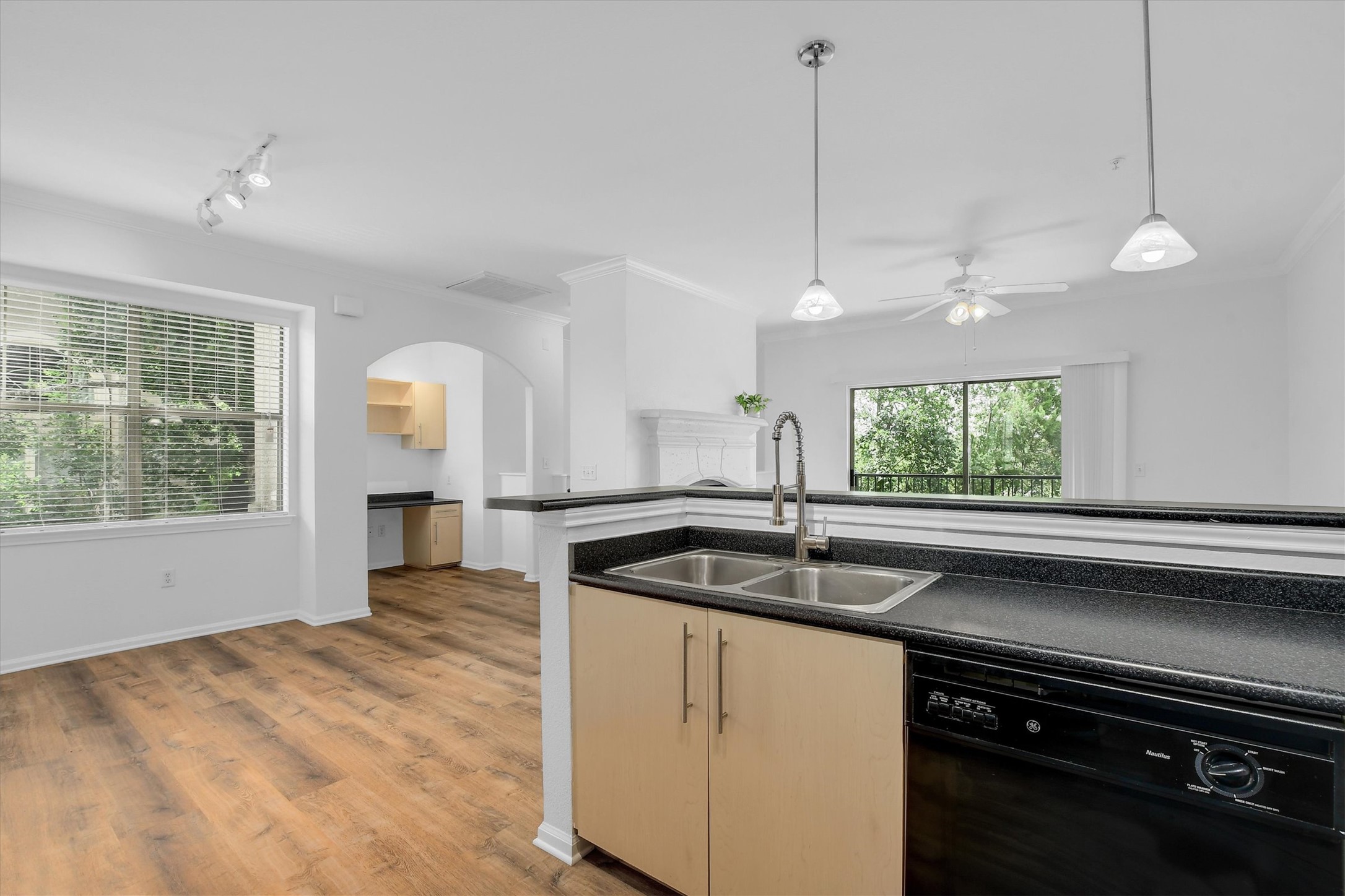 11203 Ranch Road 2222, Unit 301 Austin, TX 78732 - Photo 12 of 37