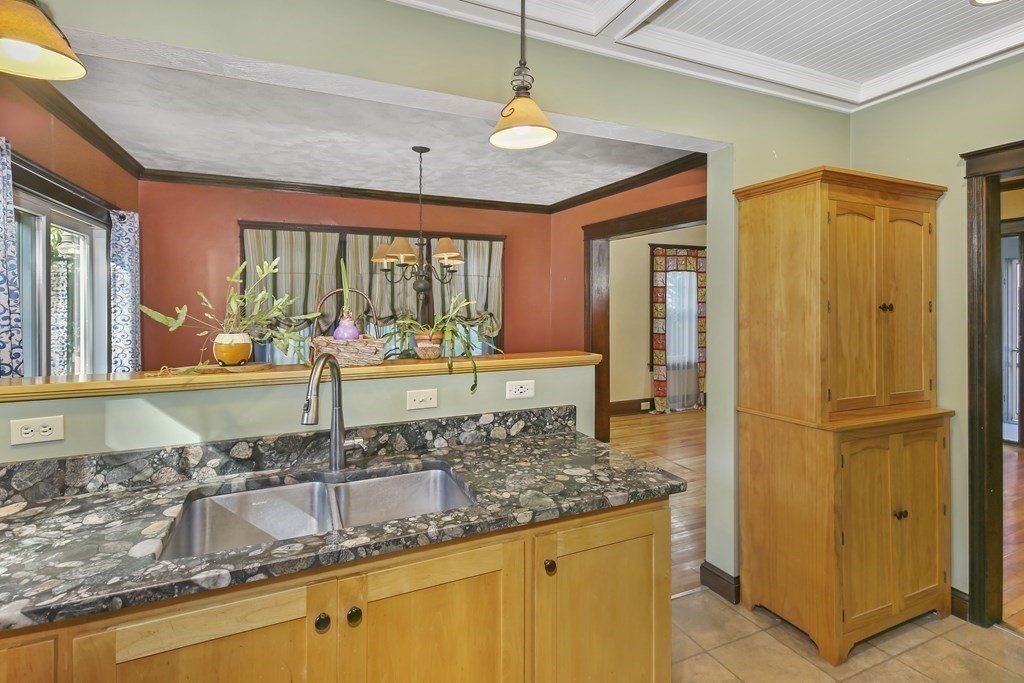 4 Danvers Street Worcester, MA 01604 - Photo 23 of 37 Gallery Image 23