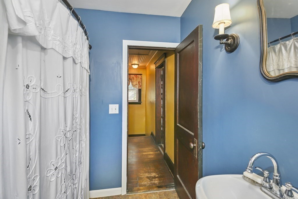 4 Danvers Street Worcester, MA 01604 - Photo 28 of 37 Gallery Image 28