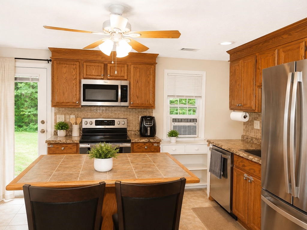 8 Naushon Road West Wareham, MA 02576 - Photo 5 of 13