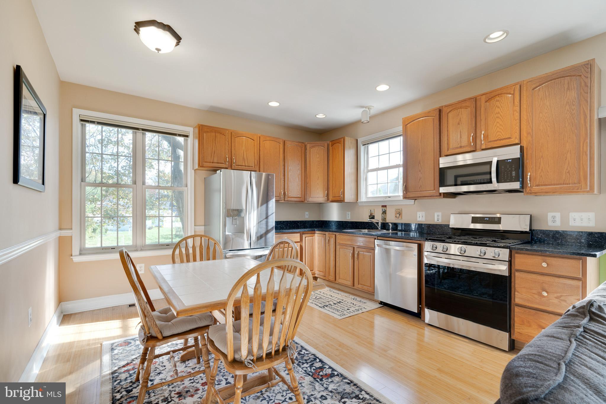 408 Lawrence Road Havertown, PA 19083 - Photo 14 of 36 Eat-in kitchen