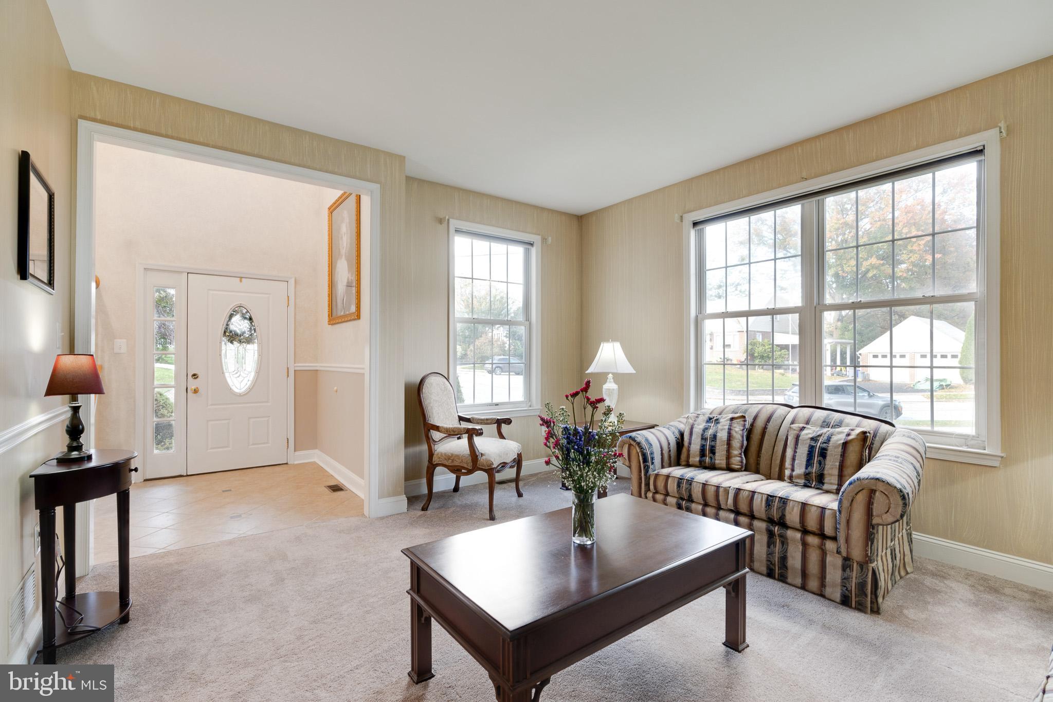 408 Lawrence Road Havertown, PA 19083 - Photo 7 of 36 Formal living