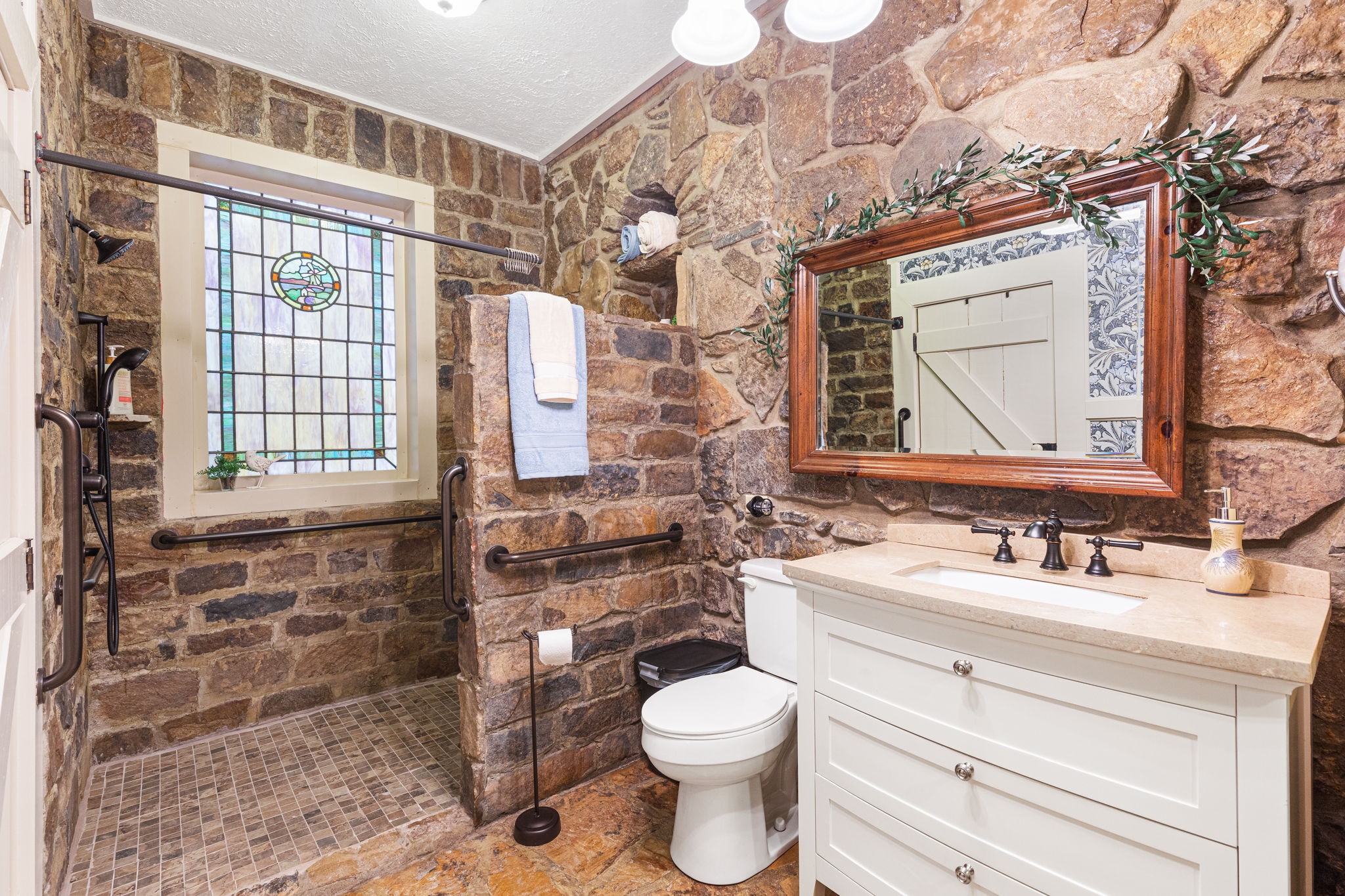 6456 Shelbyville Road Morrison, TN 37357 - Photo 15 of 50 Gallery Image 15