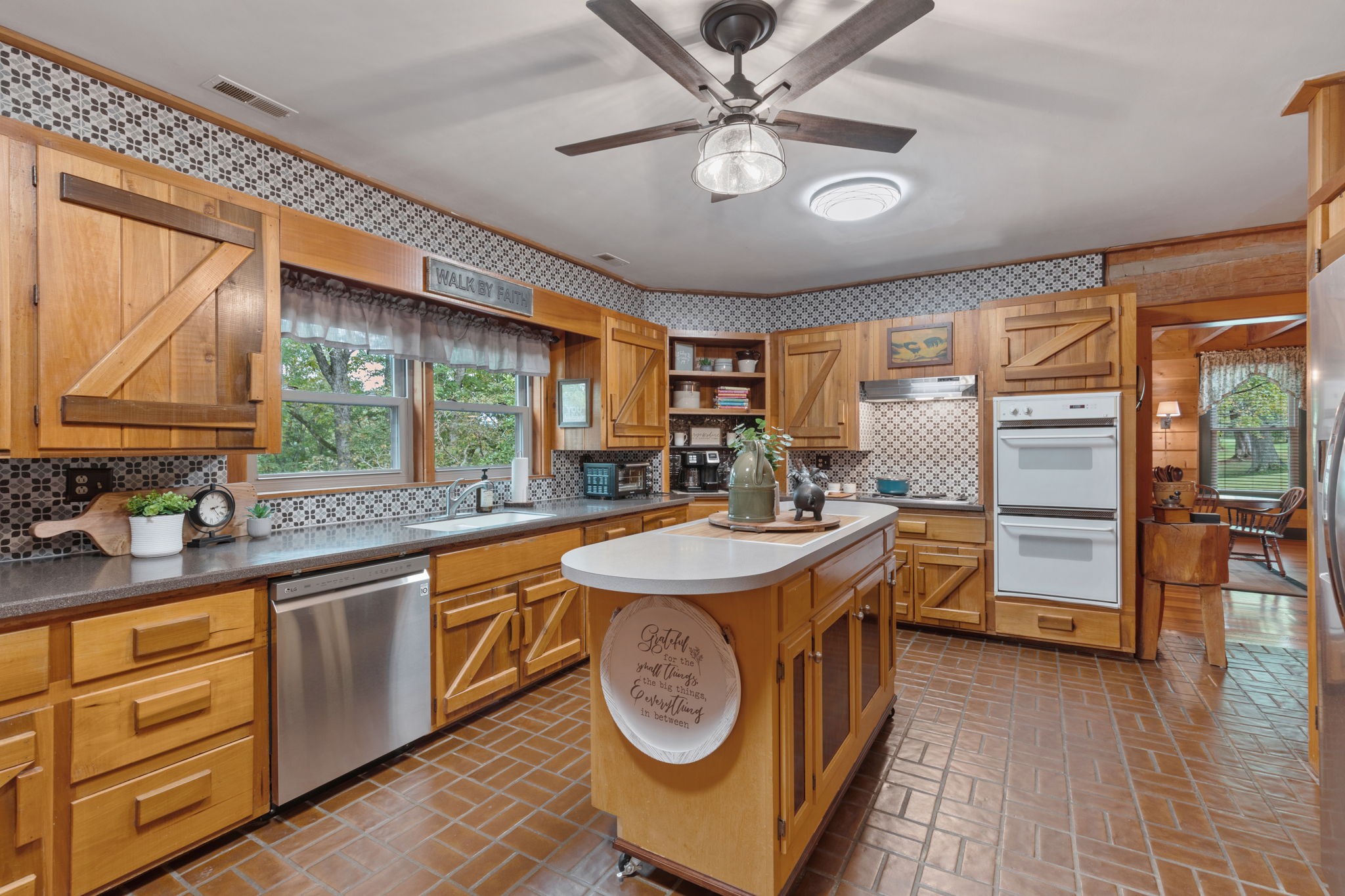 6456 Shelbyville Road Morrison, TN 37357 - Photo 5 of 50 Gallery Image 5