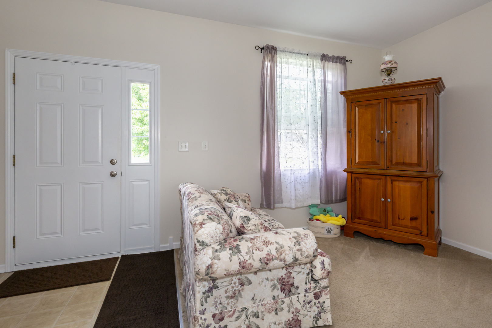 412 Preserve Drive Genoa, IL 60135 - Photo 10 of 39 a bed room with a bed and a window
