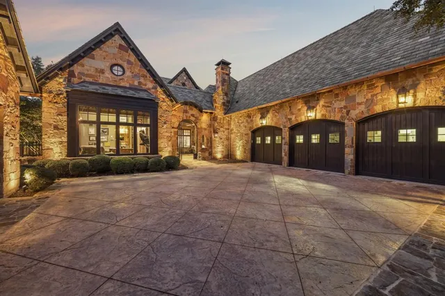 front view of house with a yard